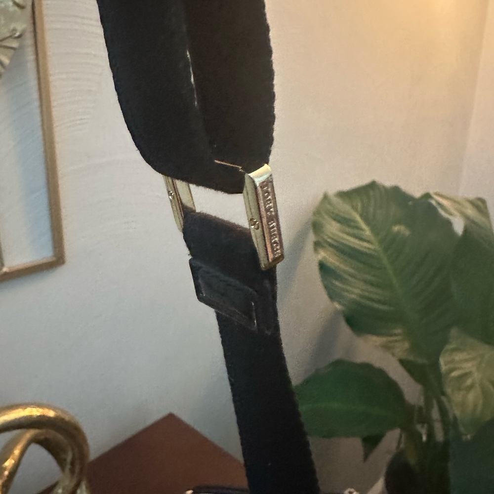 Tory Burch Perry Black Crossbody Bag with Patent Trim & Front Pocket - Picture 6 of 16